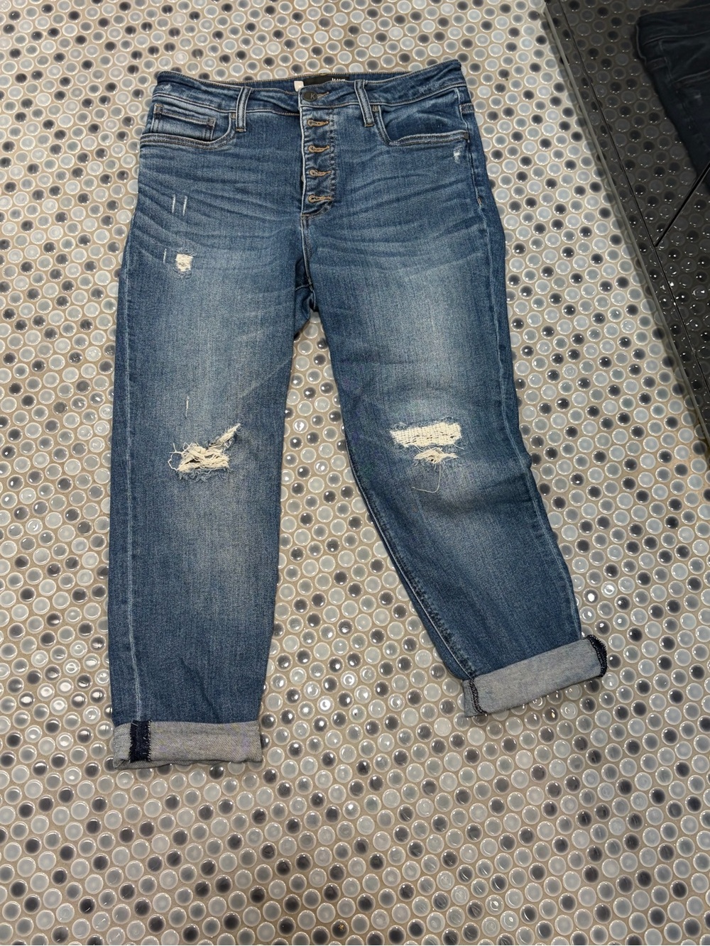 Kut from the Kloth Distressed Boyfriend Jeans in Medium Blue Wash